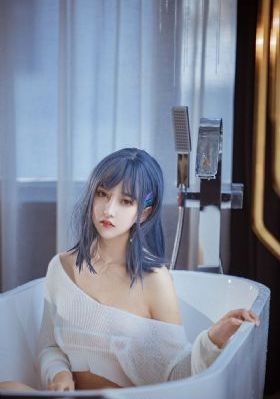 柳云龙《叱咤之城》