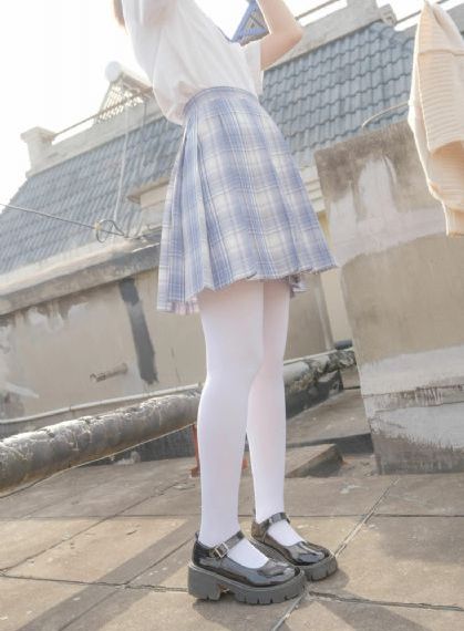 把坤巴放嘴巴里的视频